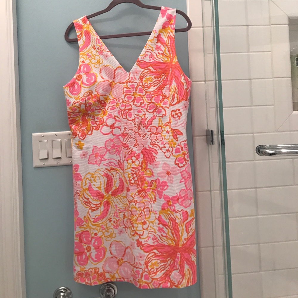 Mikayla V-Neck Shift Dress