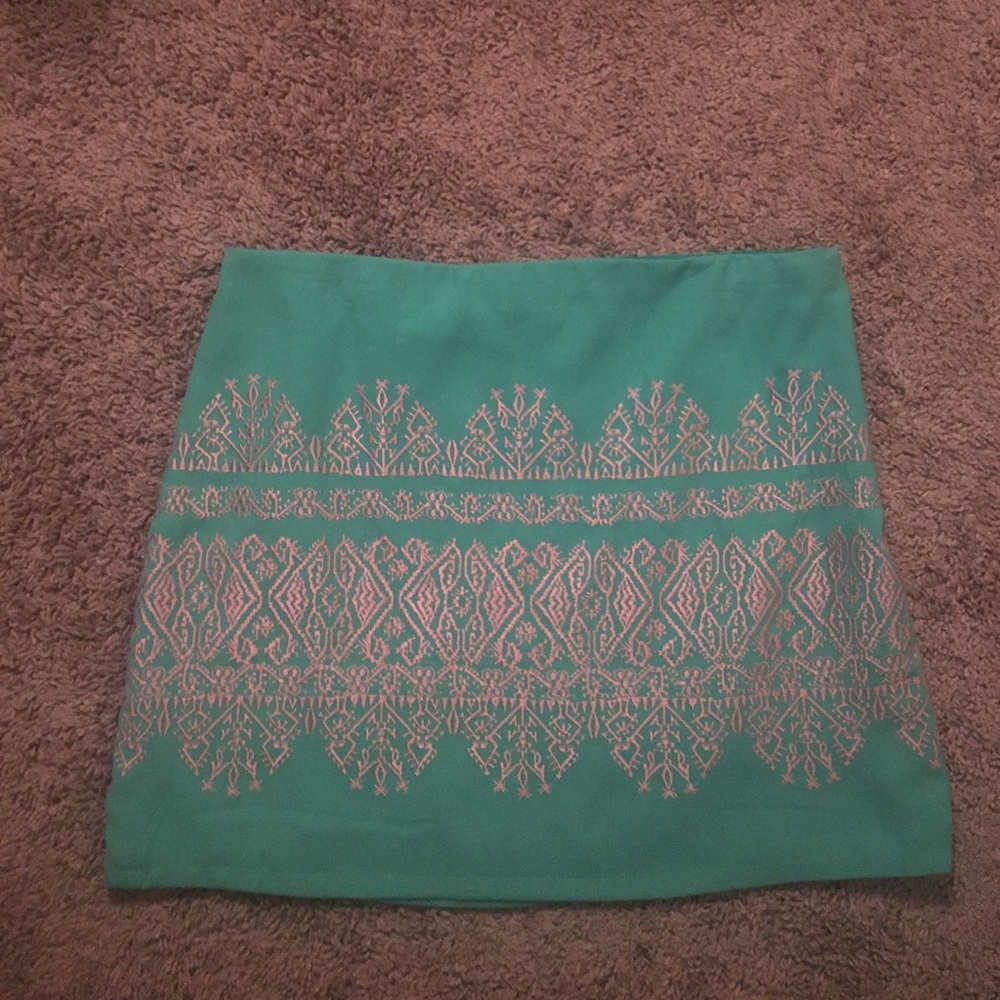 Francesca's skirt!