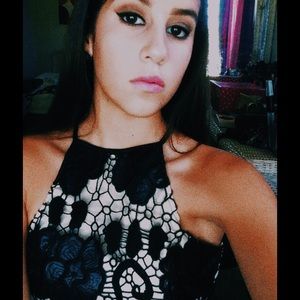 Meet your Posher, Camille