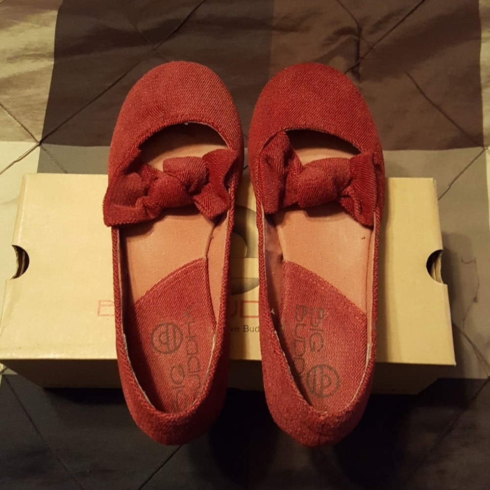 Women's Flats