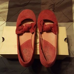 Women's Flats