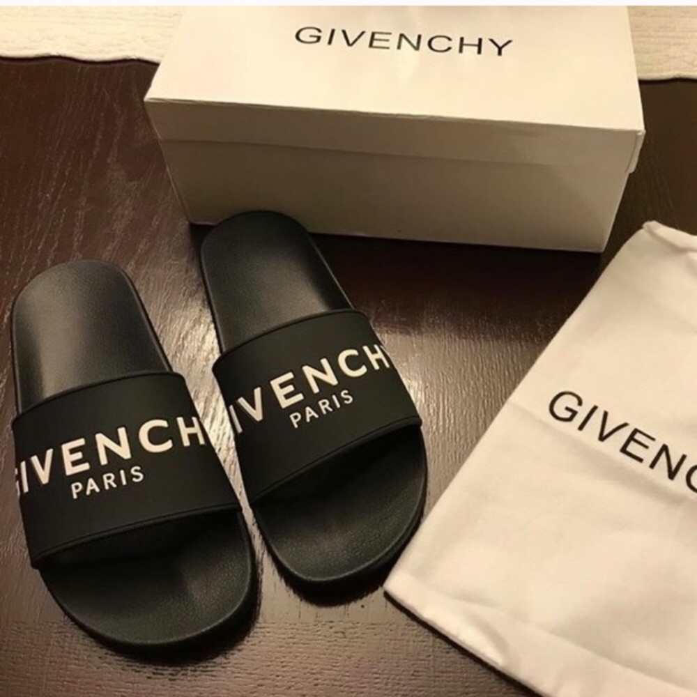 ISO! Women's size 8.