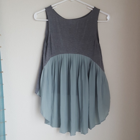 Multi-media grey tank - Picture 2 of 2