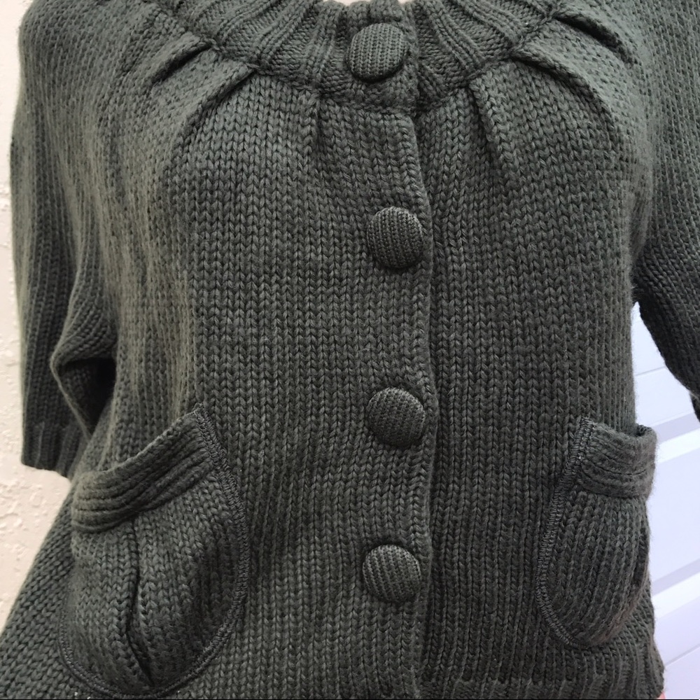 Army green thread jacket
