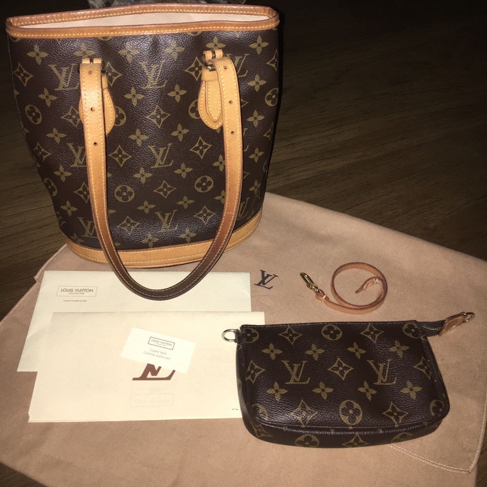 Louis Vuitton petit bucket, pochette and strap!