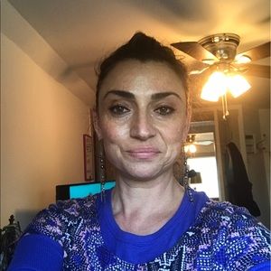 Meet your Posher, Monica