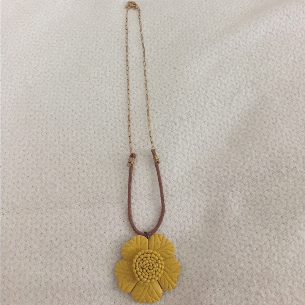 Great leather yellow flower necklace