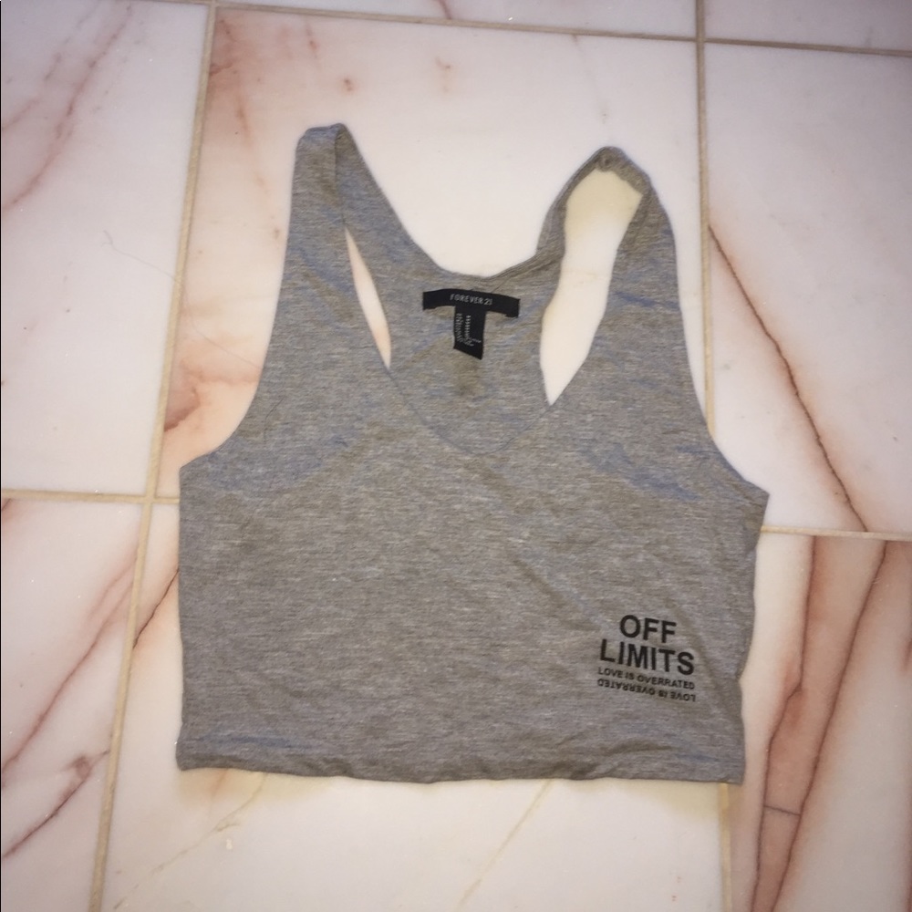 Crop top
