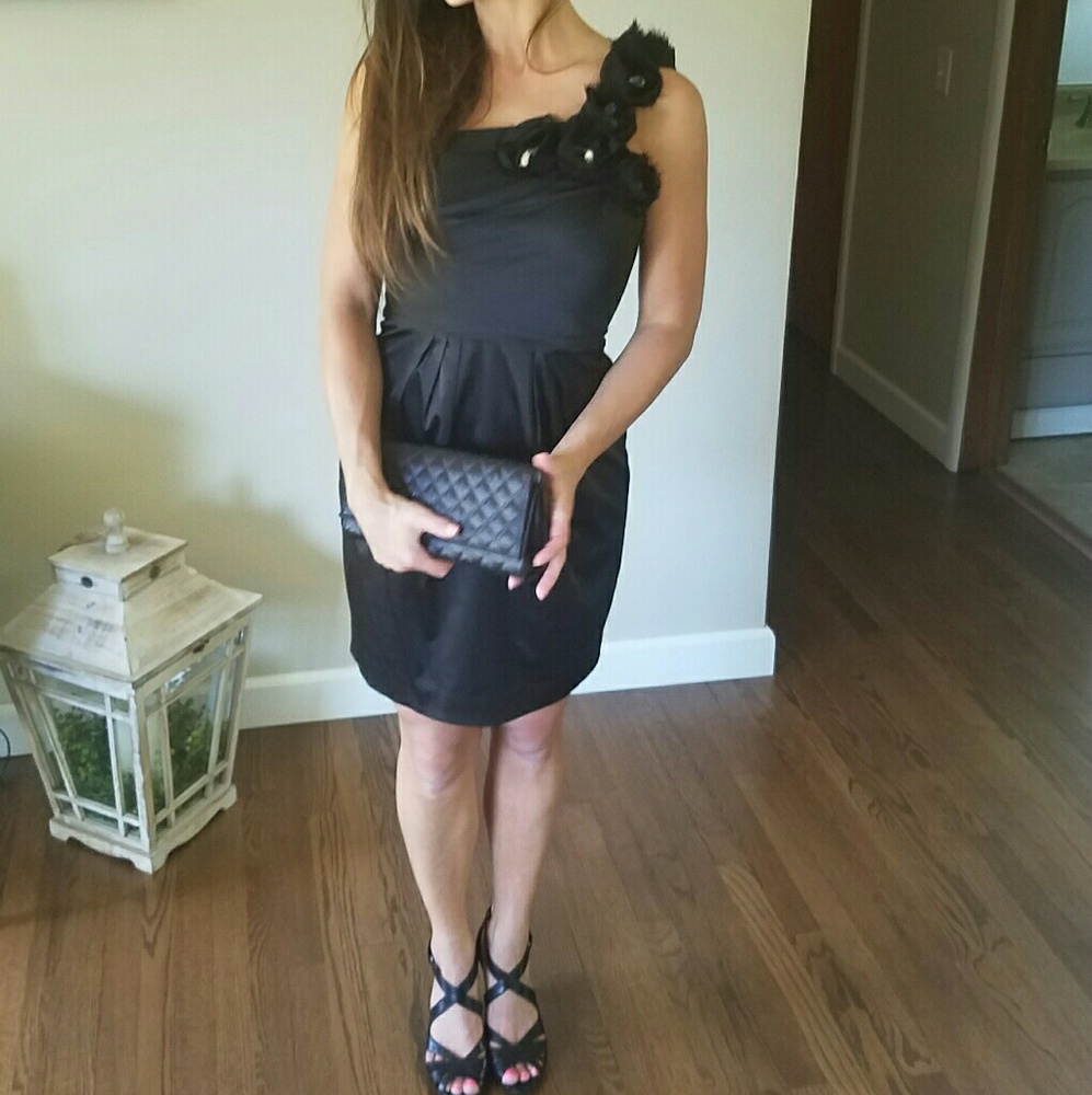 SLEEK one shoulder black party dress - size 8