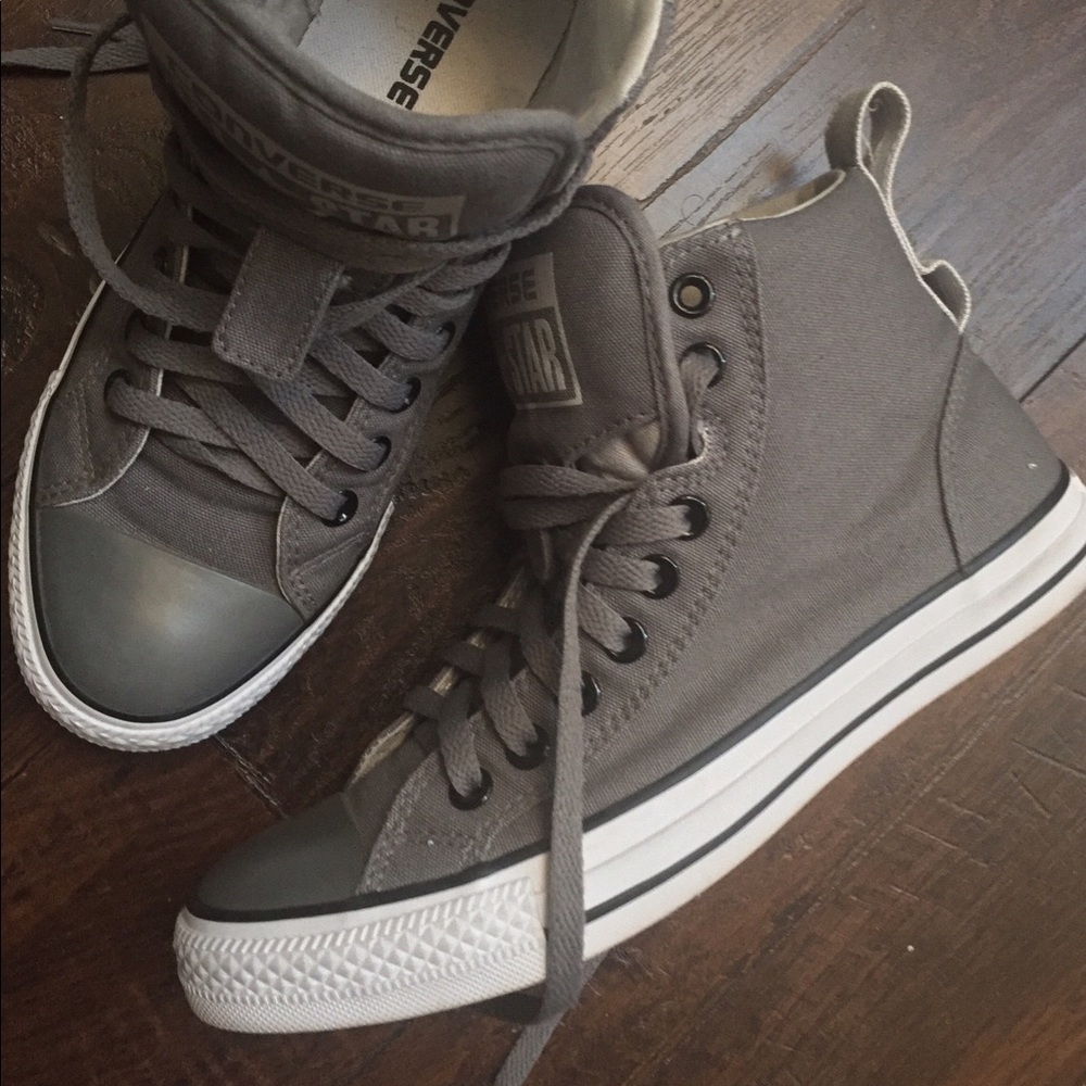 Converse great condition.. smoke -pet free home.