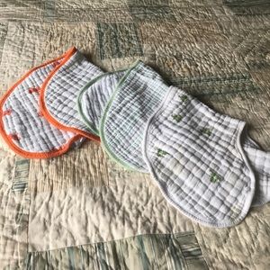 Aden + Anais burly bibs muslin (3)
