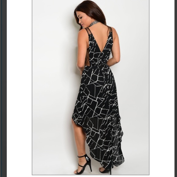 High-Low Black/White Print Dress - Picture 3 of 7