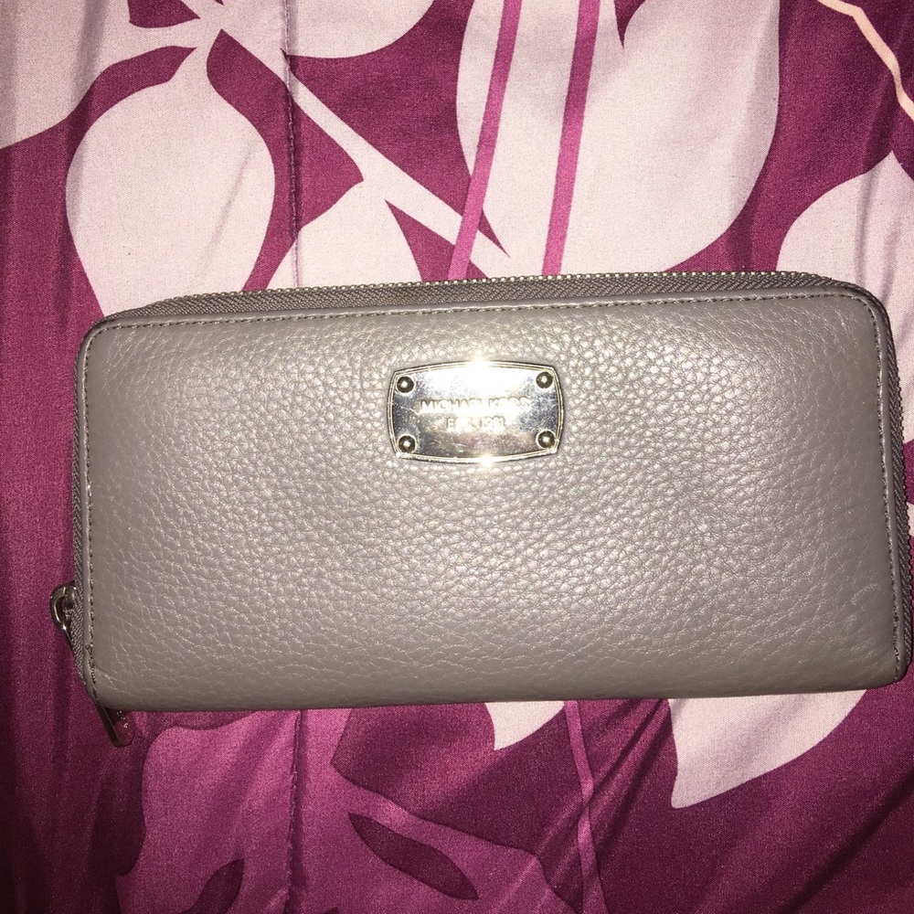 Michael Kors wallet