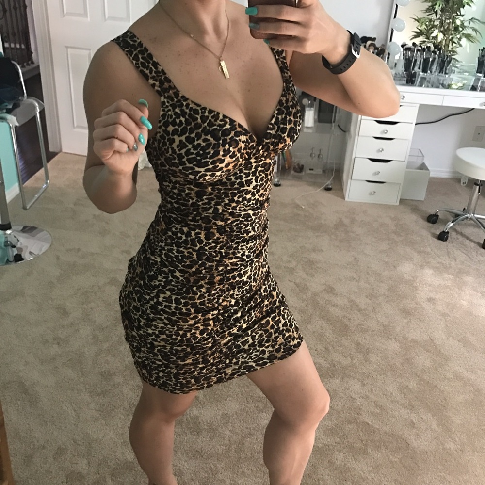 Sexy cinched leopard cocktail dress M