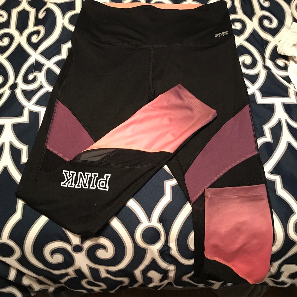 Vs PINK ULTIMATE LEGGINGS