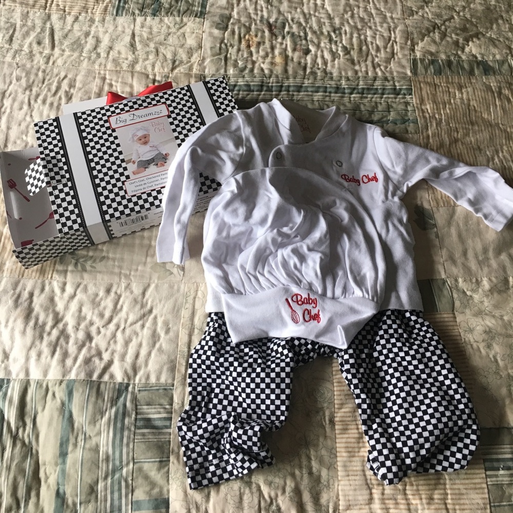NWT Baby Chef Outfit Costume 0-6 months