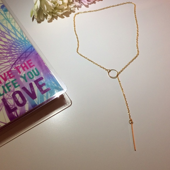 Gorgeous gold lariat necklace - Picture 2 of 3