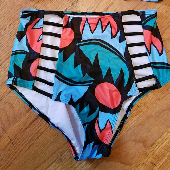 💝HOST PIC💝Brazilian Floral Bikini Set - Picture 4 of 4