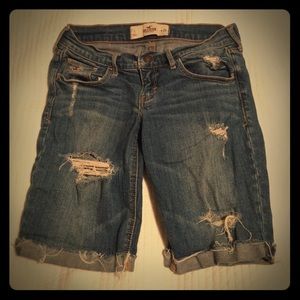 Mid length Hollister shorts