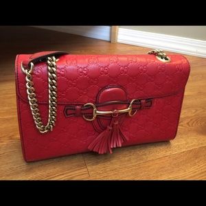 Authentic Gucci Emily Guccissima leather handbag