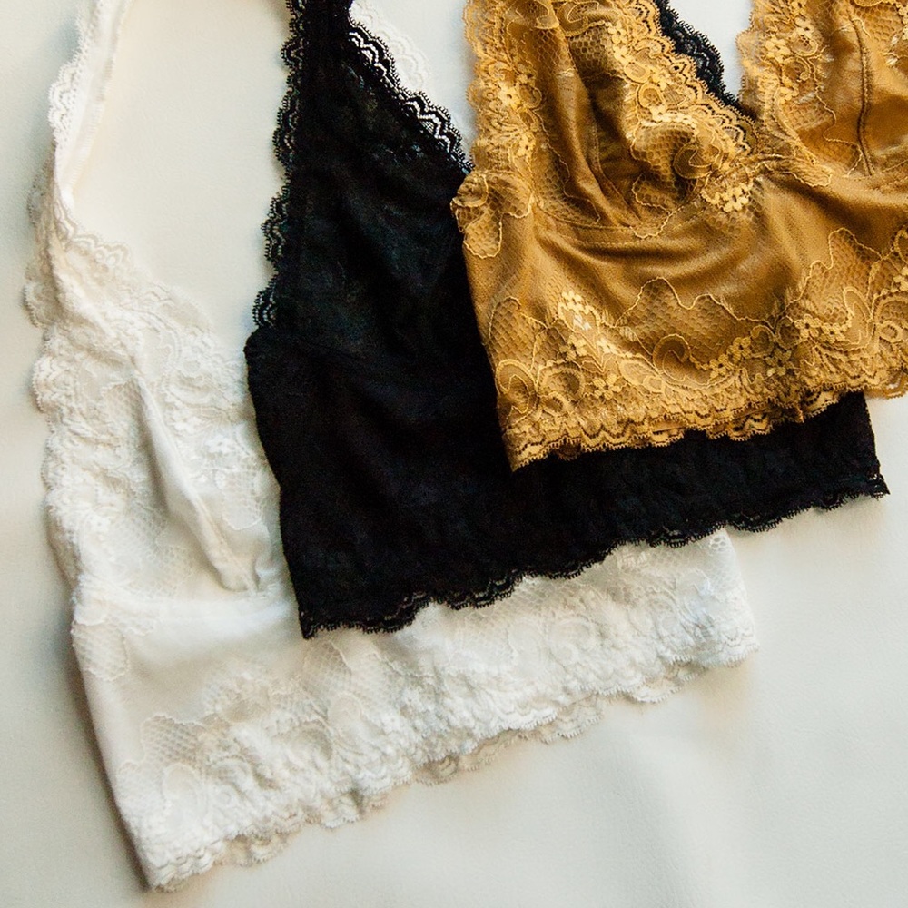 || NWT || White Lace Halter Bralette - Picture 2 of 3