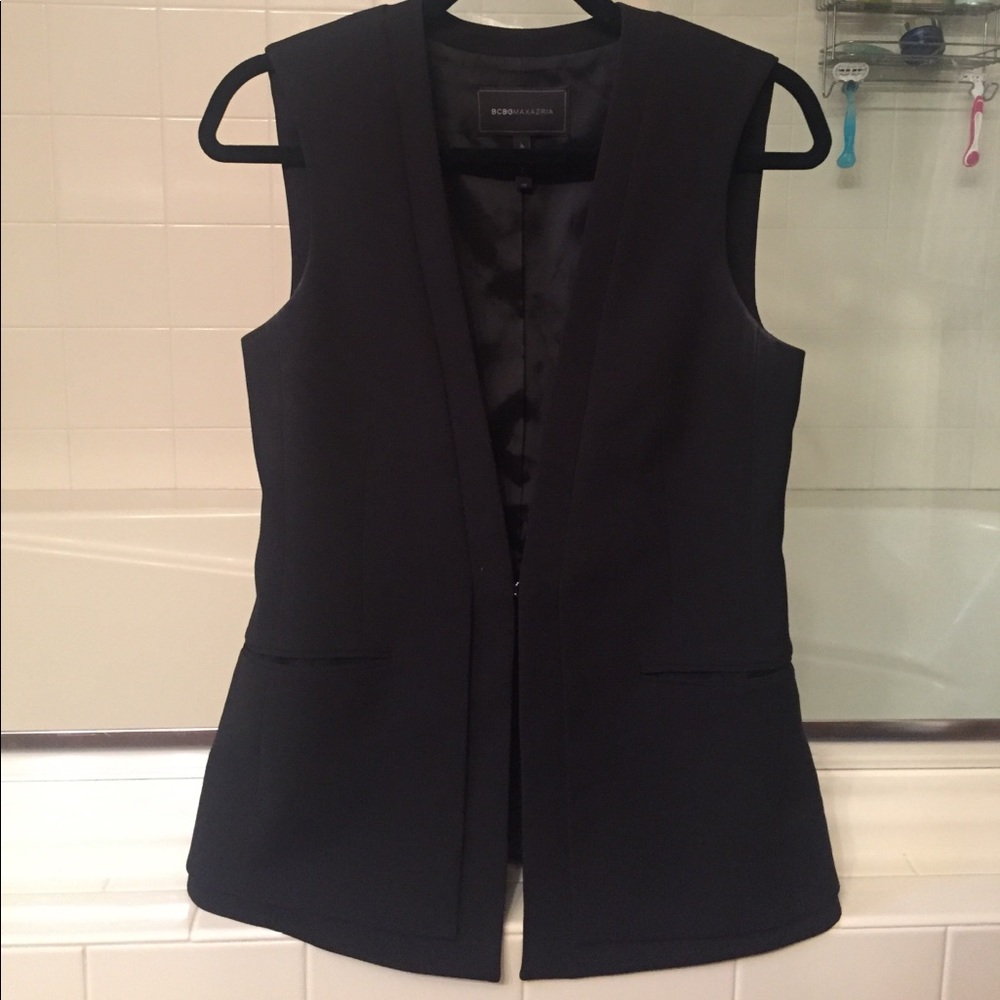 BCBCG MaxAzria Vest
