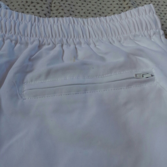 FILA mens shorts - Picture 3 of 6