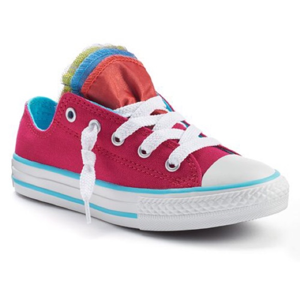 | Berry Pink Converse |