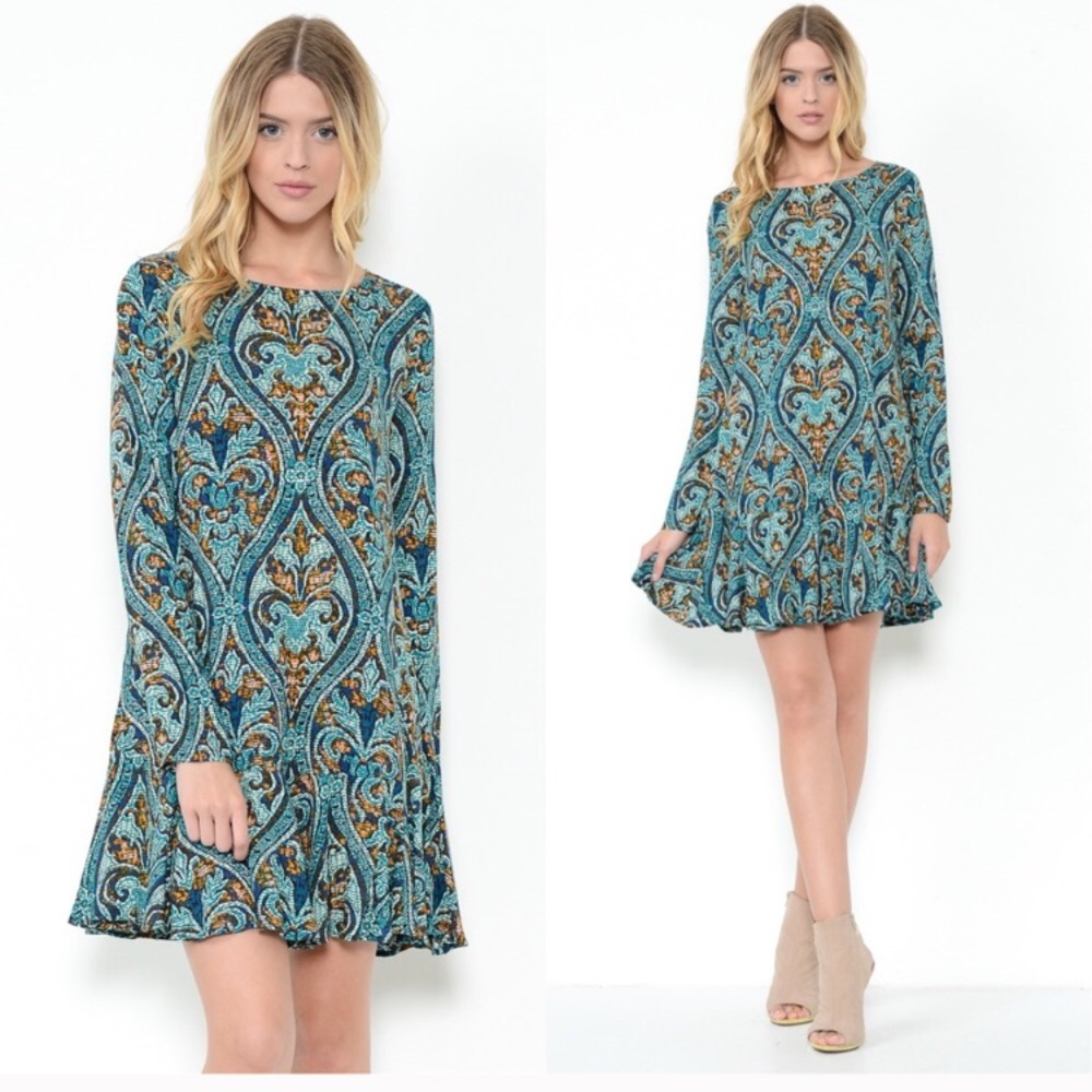 FLASH SALE!! NWT✨Baroque Print Long Sleeve Dress 