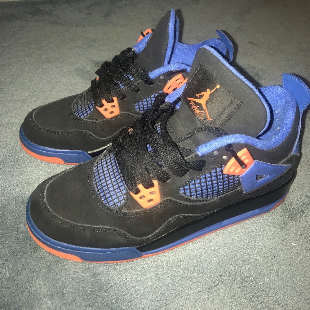 AIR JORDAN CAV 4s SIZE 6.5Y