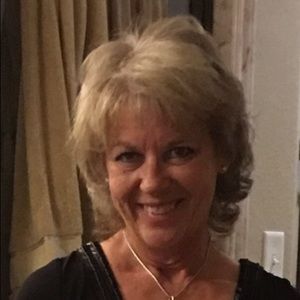 Meet your Posher, Paula