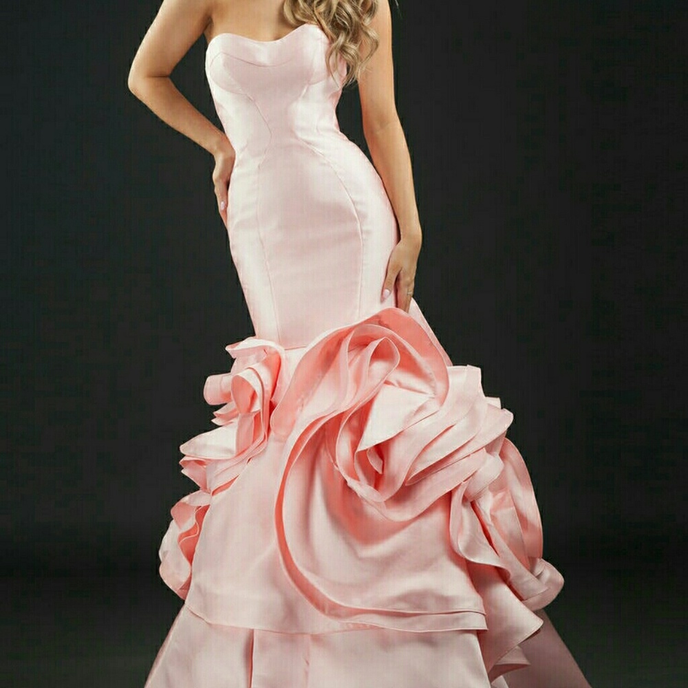 Rachel allan size 4 but fits like 2