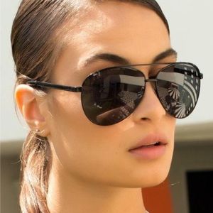 Quay Australia black "Vivienne" sunglasses