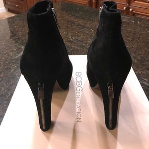 BCBG Black suede size 7.5 ankle boots.