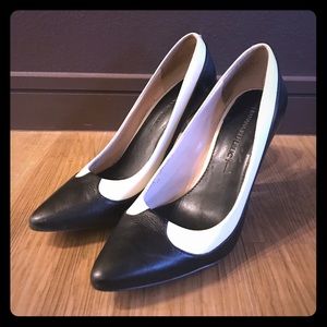 Banana Republic pumps
