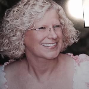 Meet your Posher, Deanna