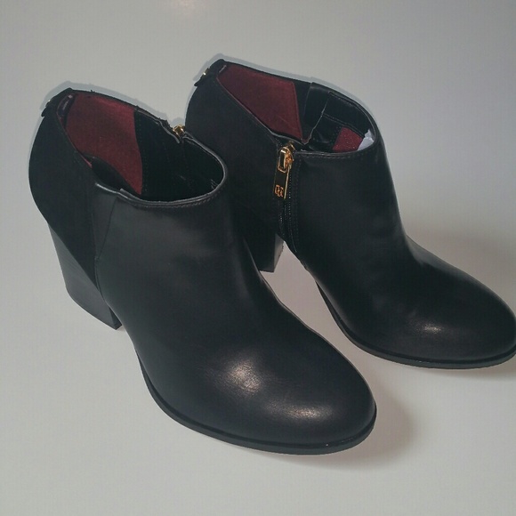 Tommy Hilfiger ankle cut boots - Picture 2 of 4