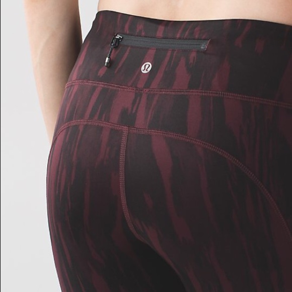 Lululemon Exquisite Crops 6