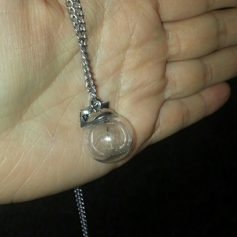 Dandelion wish necklace - Picture 4 of 4