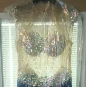 Beautiful dress , only worn once