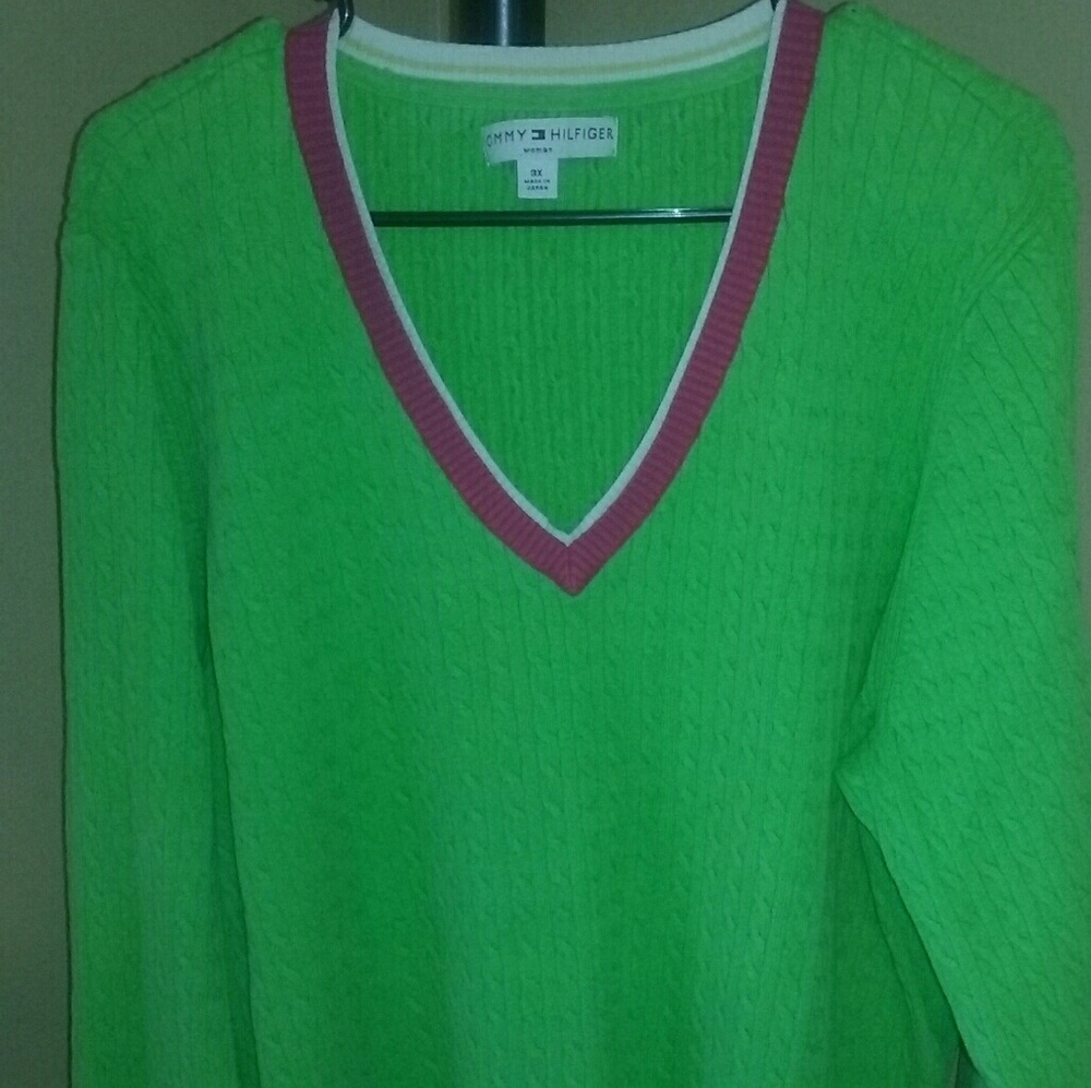 Tommy Hilfiger Women's 3X sweater