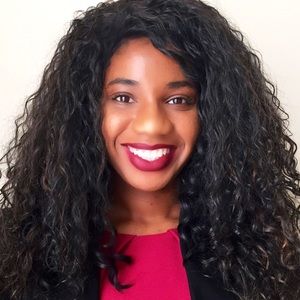 Meet your Posher, Naomi