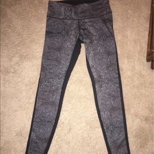 Lululemon full on Luxtreme size 8