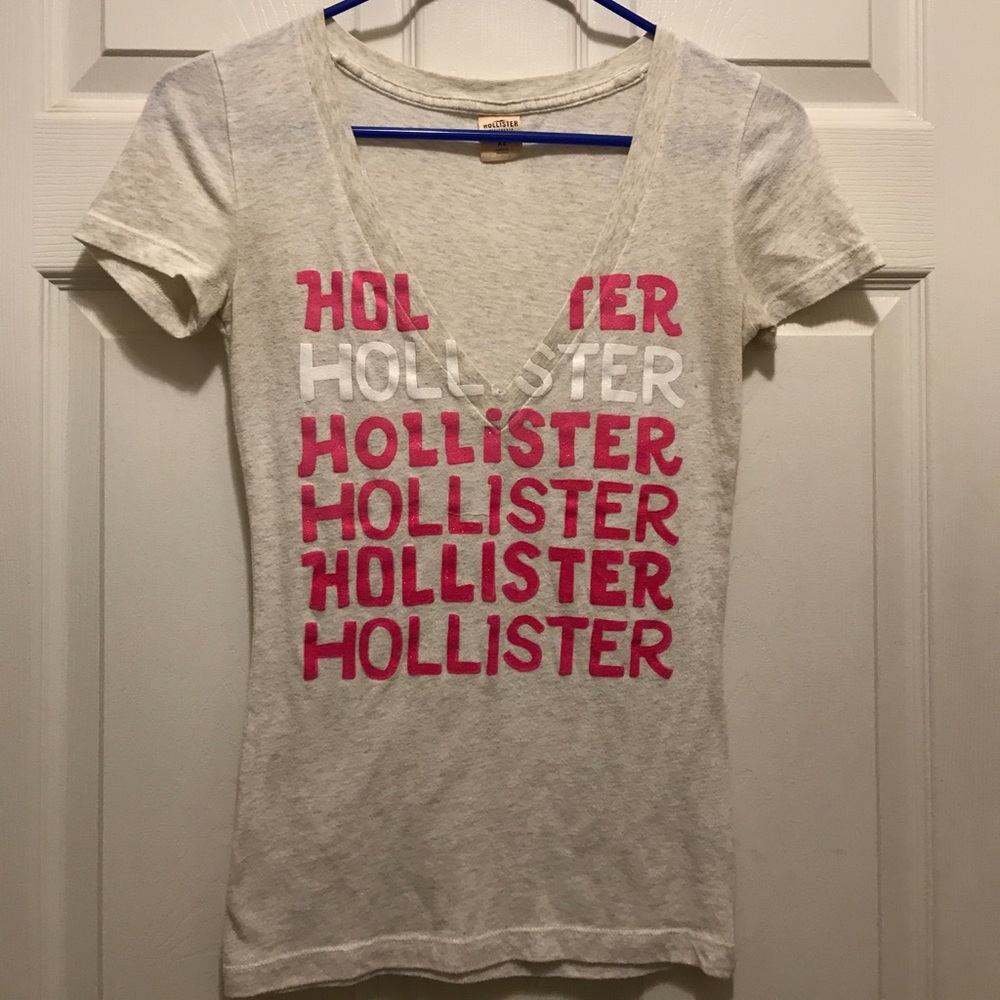 HOLLISTER tee