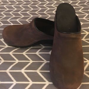 Sanita backless clogs