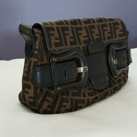 💖 Fendi Tobbaco Zucca Canvas Shoulder B-bag💖 - Picture 2 of 8