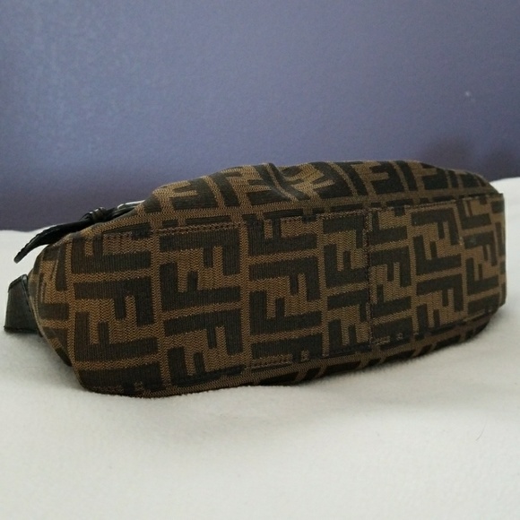 💖 Fendi Tobbaco Zucca Canvas Shoulder B-bag💖 - Picture 4 of 8