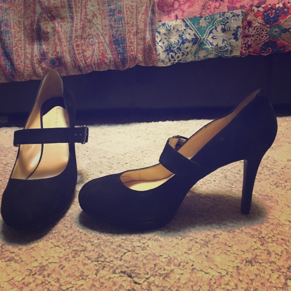 Gianni Bini Mary Jane Pump