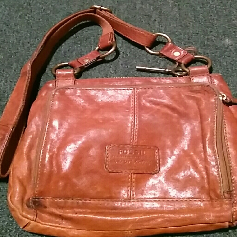 Fossil Purse *LAST CHANCE, GOING AWAY TONIGHT***