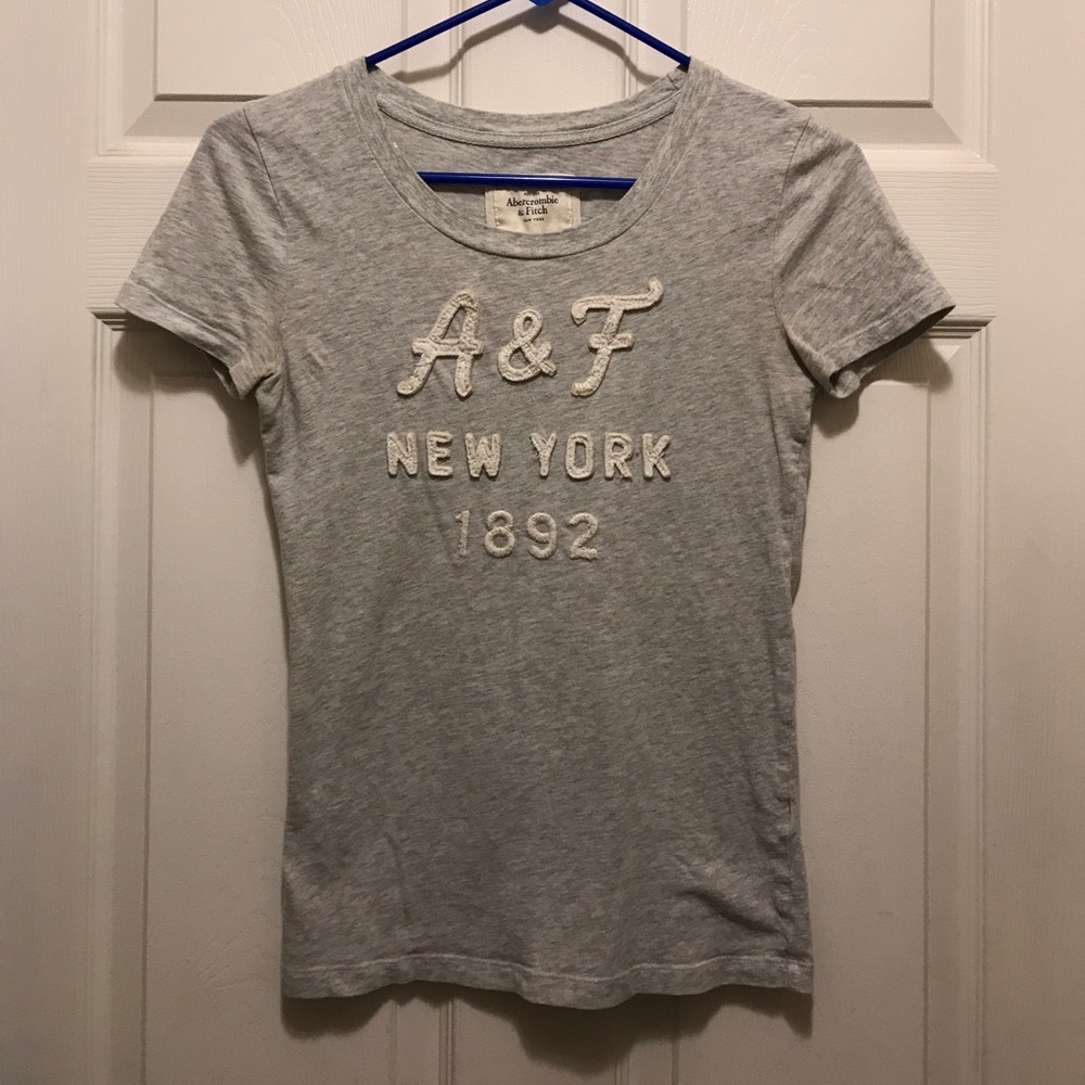 Abercrombie & Fitch tee